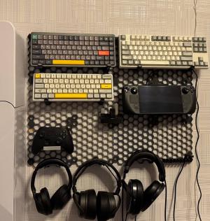 keyboard-wall.jpg