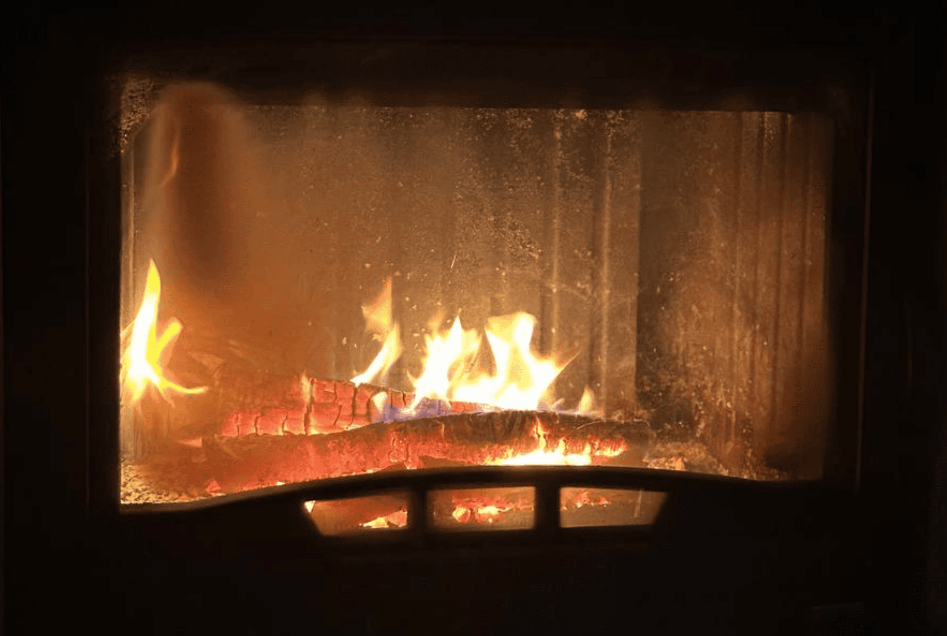 Камин с заслонкой